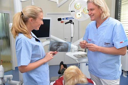 Tandlæge bedøvet berlin, tandbedrift bedøvelse bedøvelse?